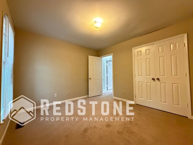 Building Photo - 2302 Morningside Dr