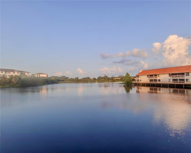Building Photo - 1807 Garden Lake Dr
