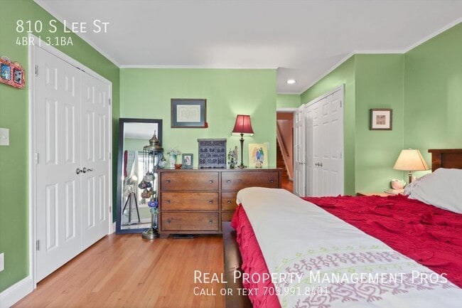 Building Photo - 810 S Lee St