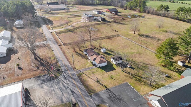 Building Photo - 1189 Cave Spring Rd