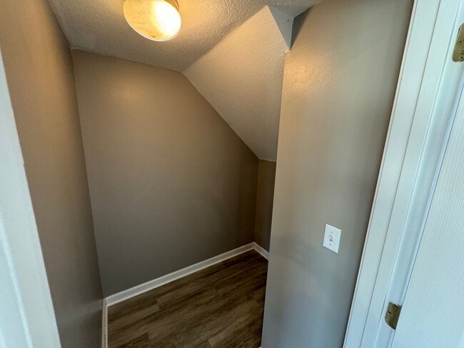 Building Photo - 3BR/2BA Home For Rent