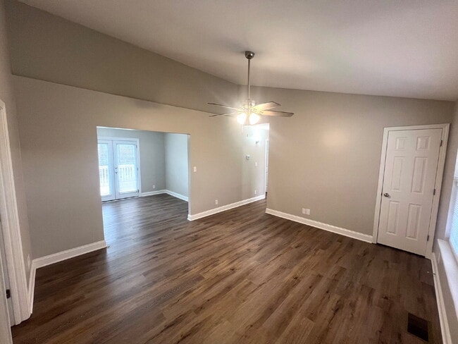 Building Photo - 3409 Dailey Rd