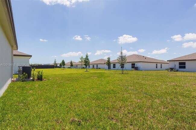 Building Photo - 17564 SW 285th St
