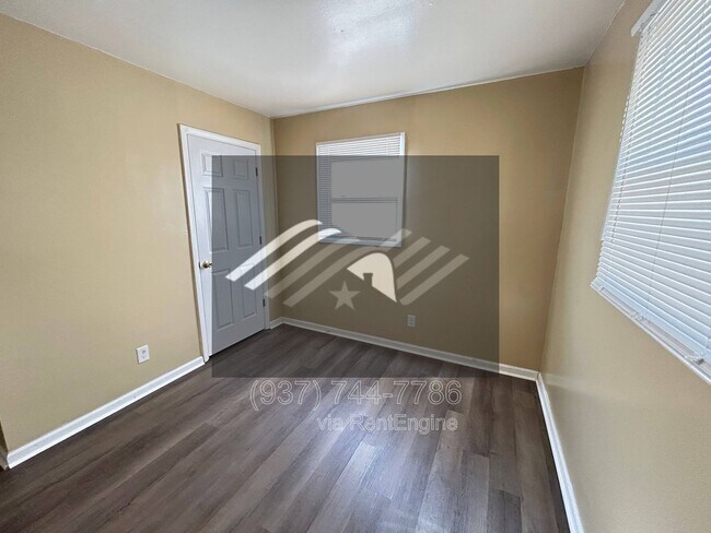 Building Photo - 4381 Marlowe St