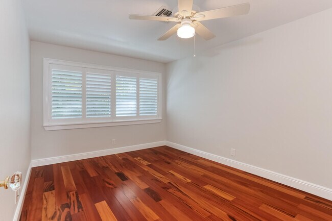 Building Photo - 12293 Coconut Row