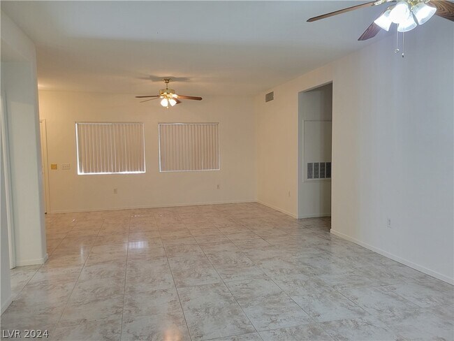 Building Photo - 2053 Jade Creek St