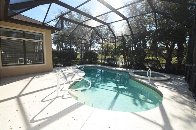 Building Photo - 16 Eastlake Dr