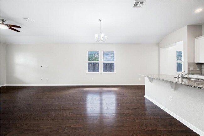 Building Photo - 1312 Jenkins Bnd