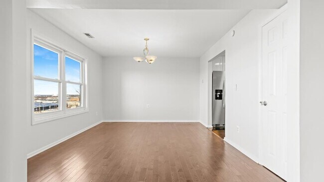 Building Photo - 6509 Liberty Ave