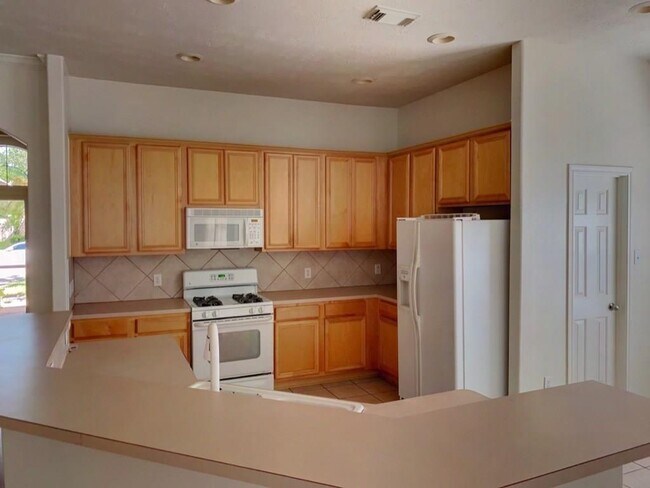 Building Photo - 18207 Linden Forest Ln