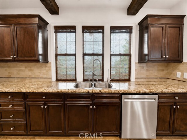 Building Photo - 15 Corte Cabrito