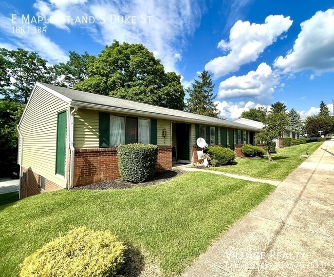 Building Photo - 505 E Maple St