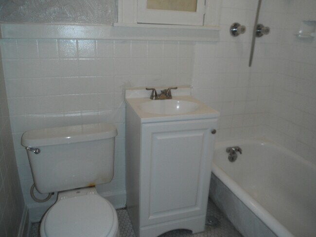 Building Photo - Jarboe Place