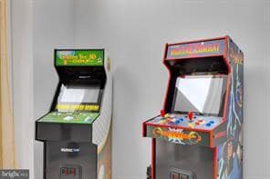 Building Photo - 528 N 22nd St