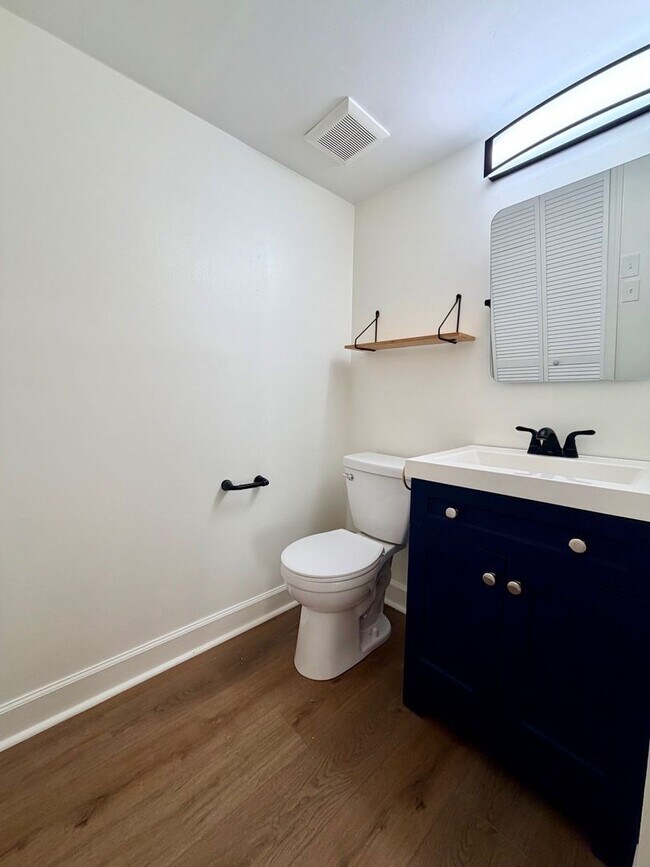 Building Photo - Charming West Nashville Condo with Designer Kitchen & Private Patio Access