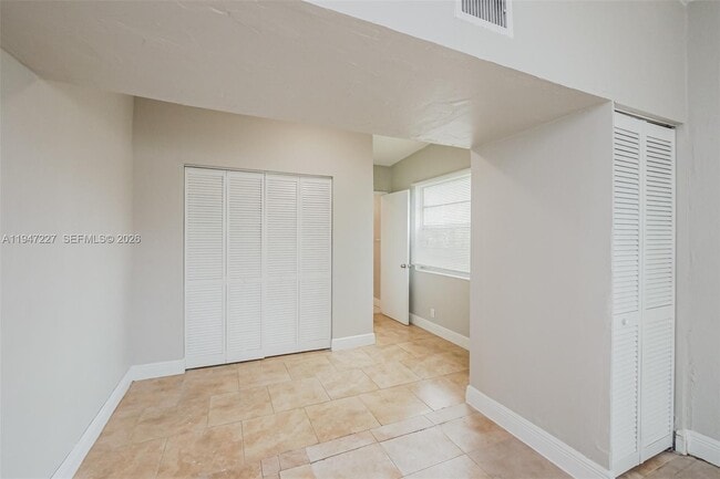 Building Photo - 16410 NW 20th Ave