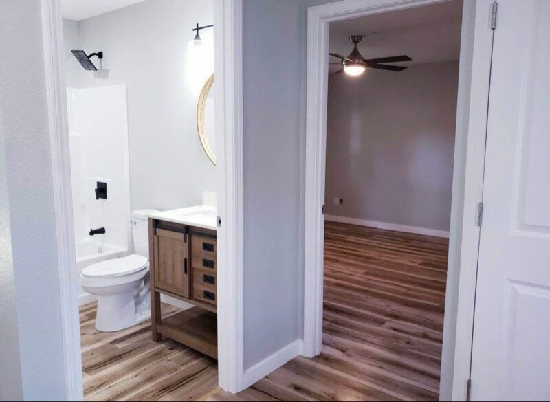 Building Photo - 521 Polk St