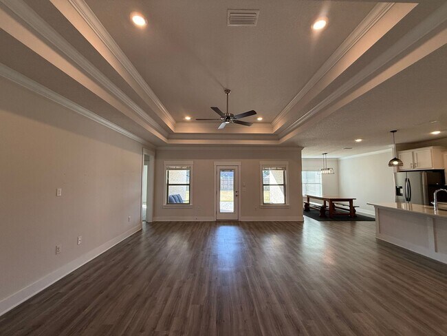 Building Photo - 6124 Cherry Hill Cir