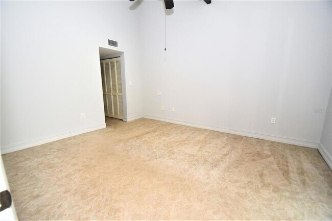Building Photo - 1601 Pelican Point Dr