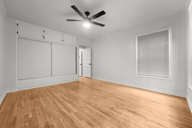 Building Photo - 3339 Stocker St W