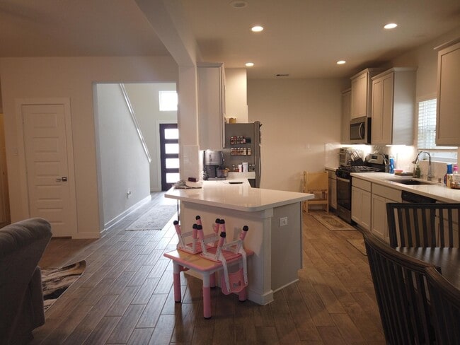 Building Photo - 15317 Barnacle Goose Ct