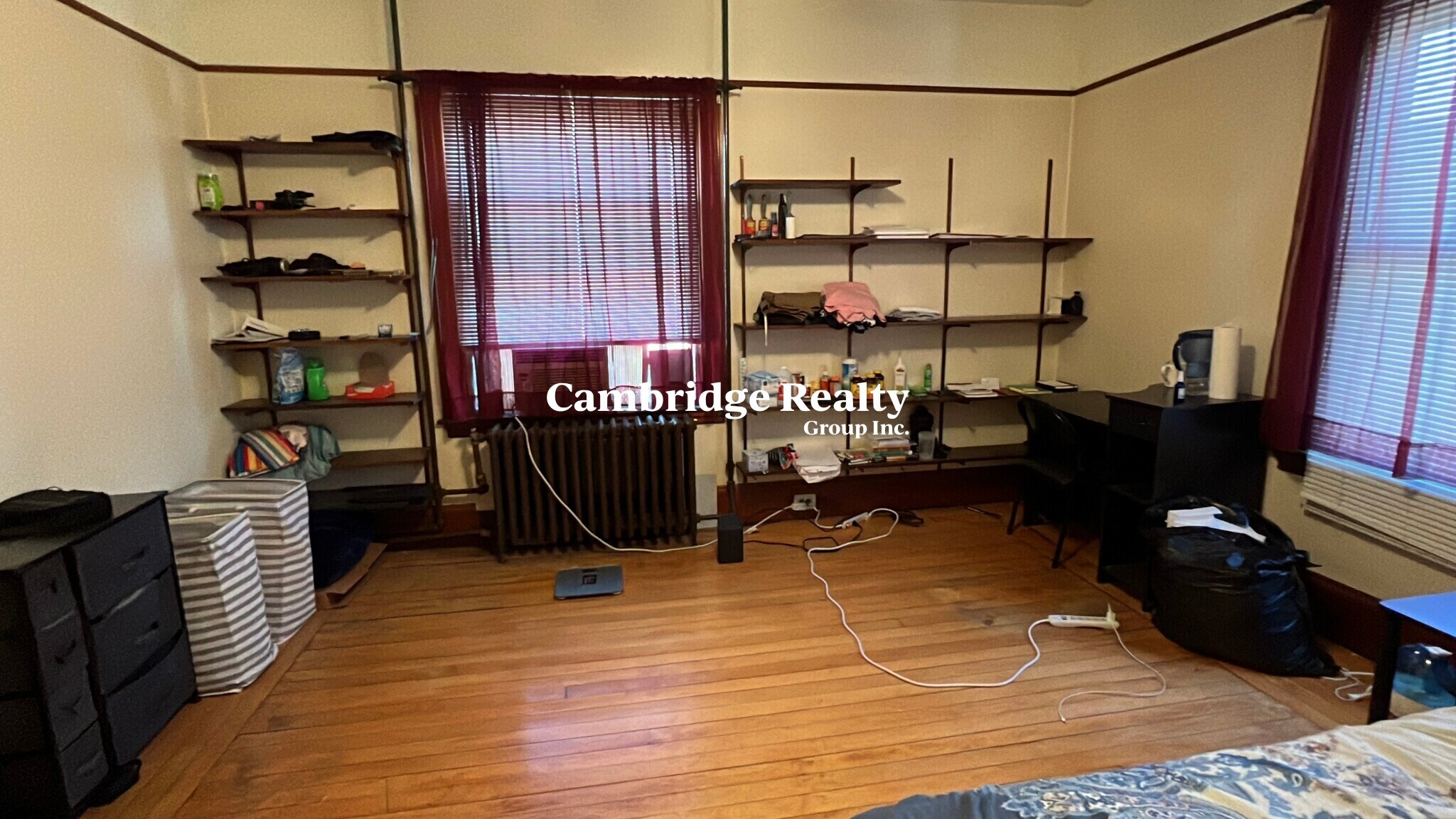 Building Photo - 22 Grand View Ave