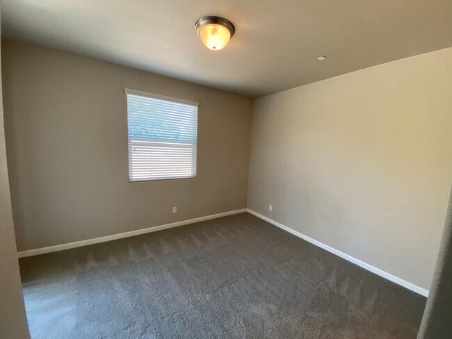 Building Photo - 3461 Alcove Way