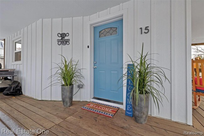 Building Photo - 15 South St