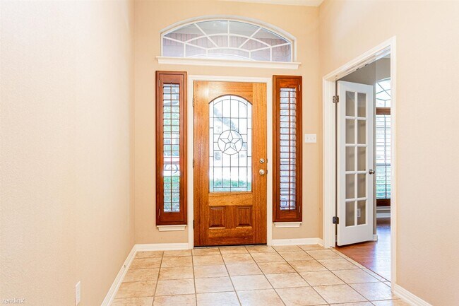 Building Photo - 4 br, 2 bath House - 2407 Tivoli Dr