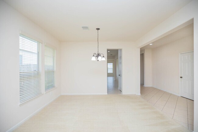 Building Photo - 7427 Boerne Creek Dr