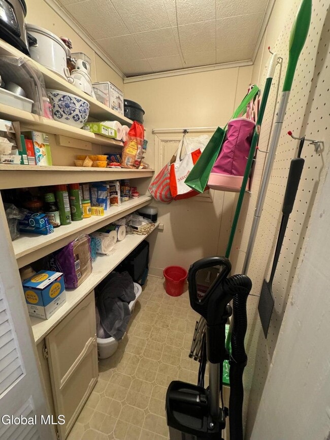 Building Photo - 603 1st St
