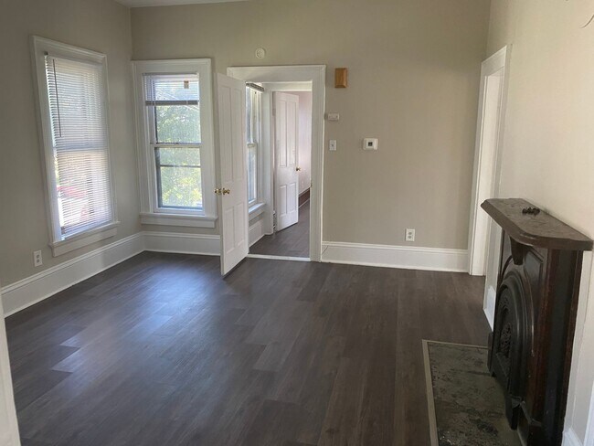 Building Photo - 239-241 South Maple