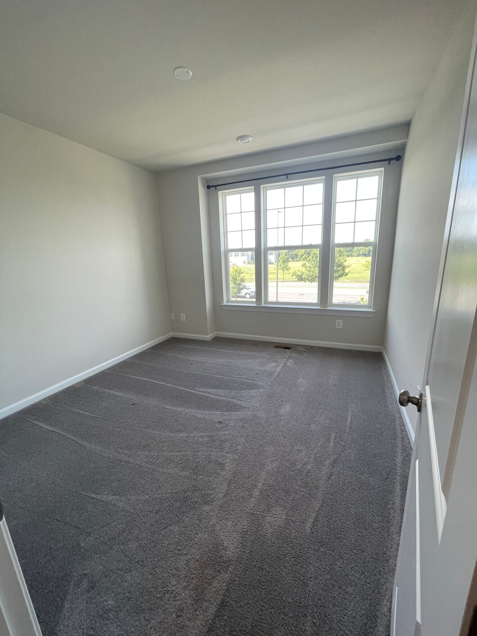 Building Photo - 4914 Macdonough Pl