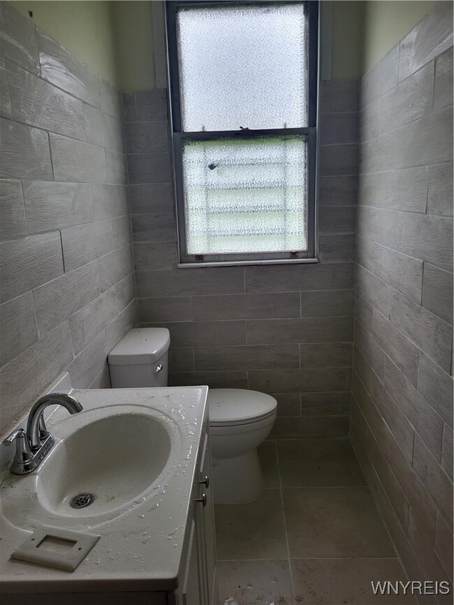 Building Photo - 1119 Sycamore St