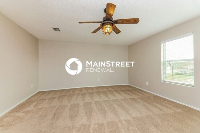 Building Photo - 4 Bedroom Pet-Friendly Home in Rockwall, TX with Main Street Renewal