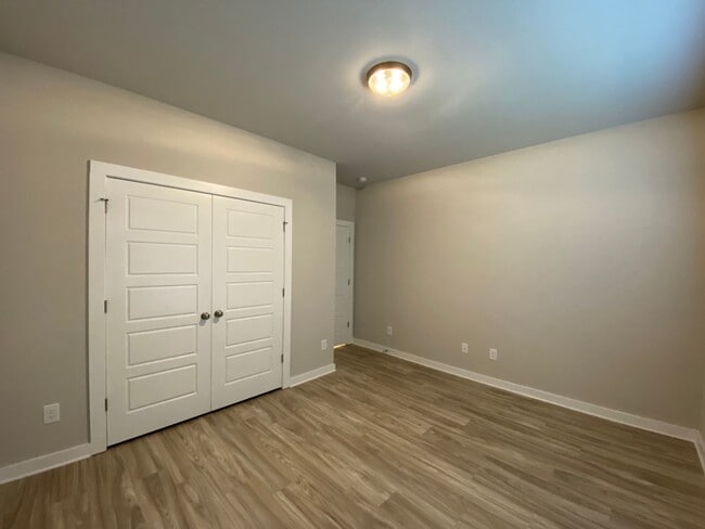 Building Photo - Home for Rent in Jemison, AL!