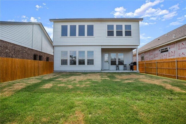 Building Photo - 12900 Stanford Dr