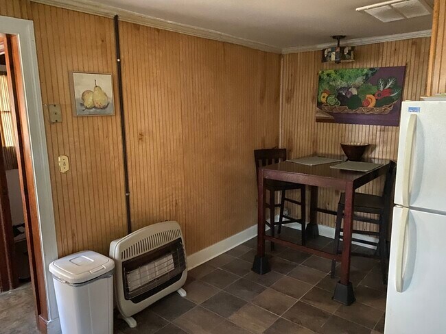 Building Photo - 1149 Pen Park Rd