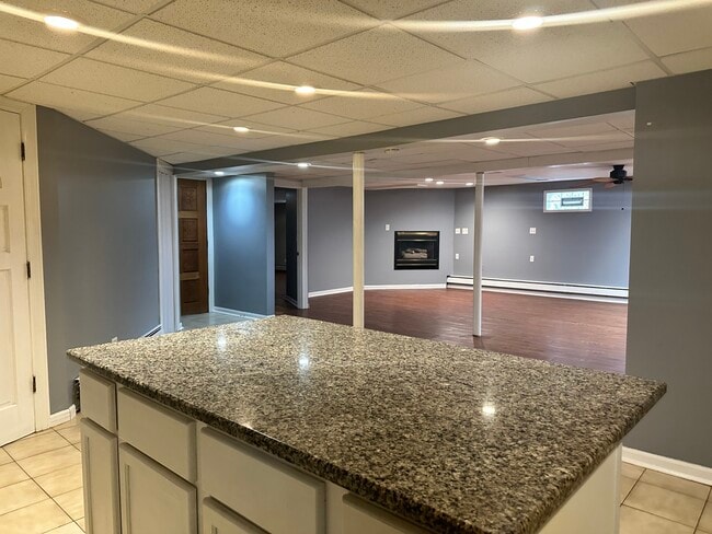 Building Photo - 4517 Park Ave