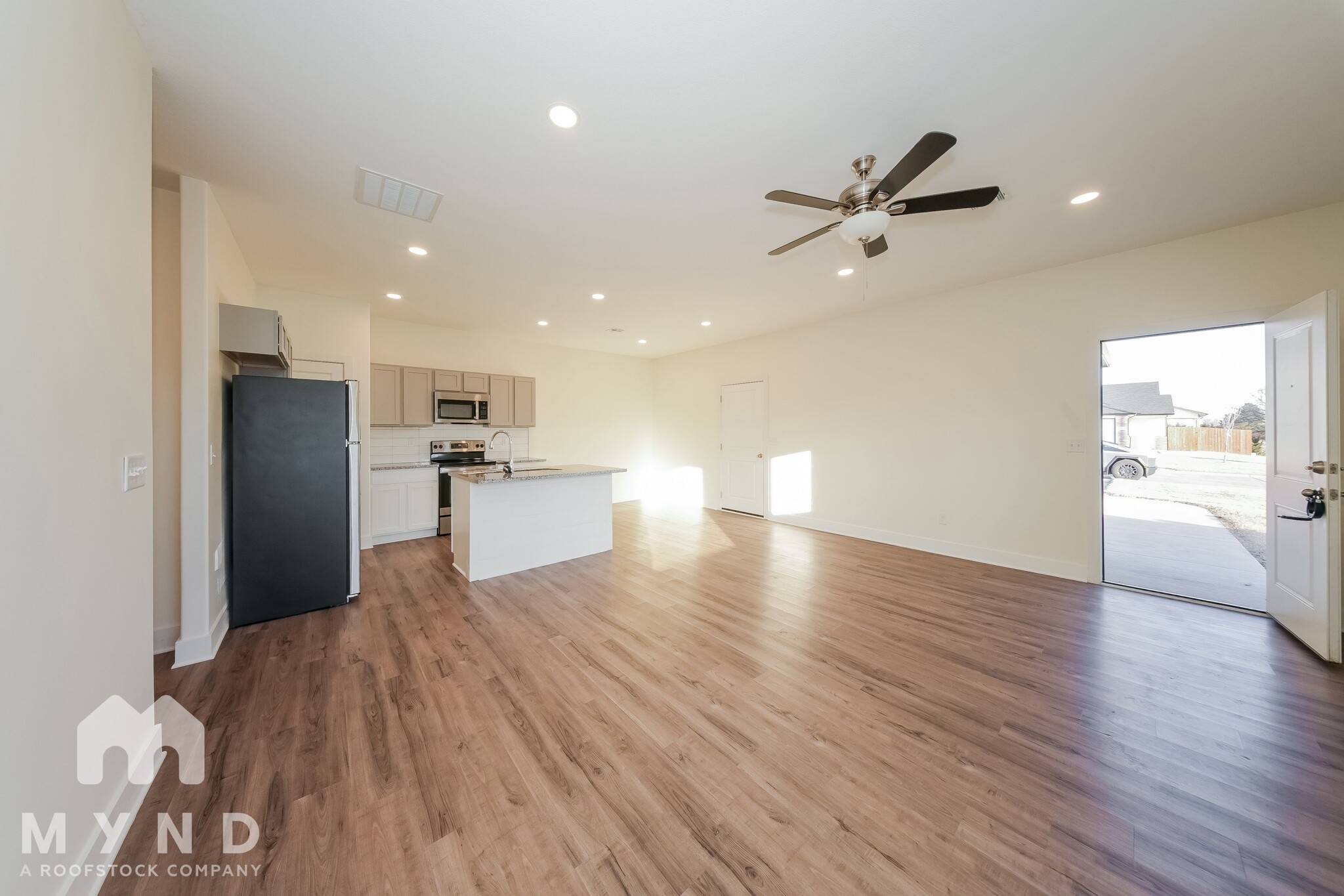 Building Photo - 5764 E Bristol Cir