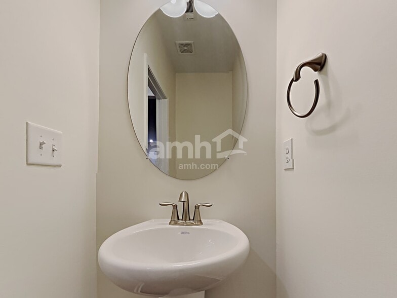 Building Photo - 276 Andrew Jackson Ct