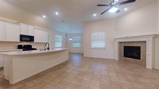 Building Photo - 32307 Elmwood Mnr