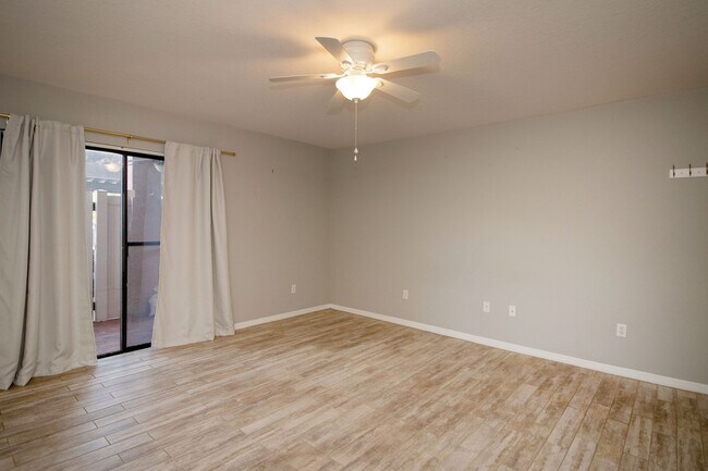 Building Photo - 6150 Gulfport Blvd S