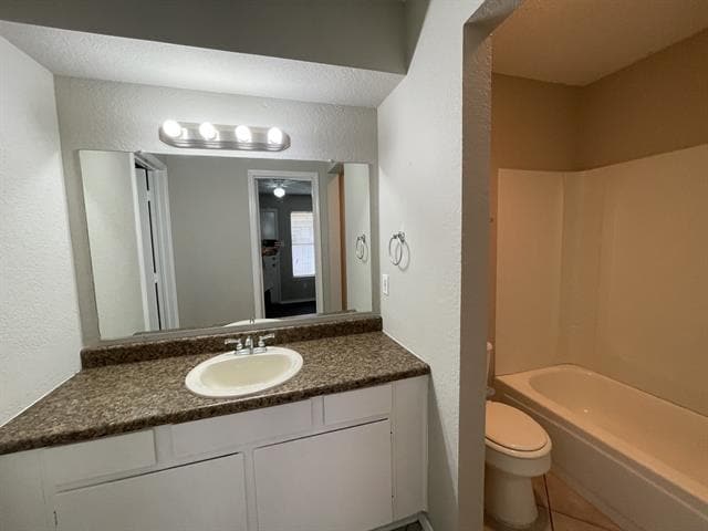 Building Photo - 2509 Esquire Dr