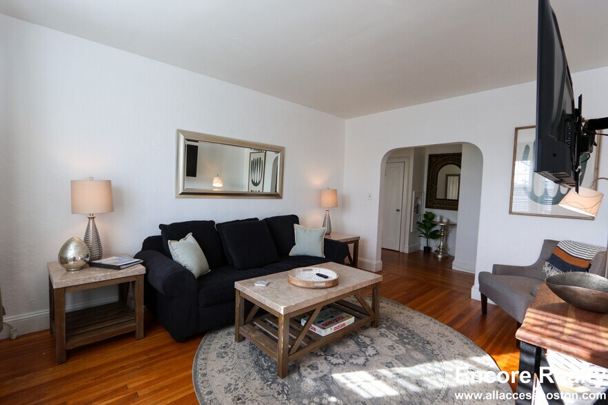 Building Photo - 90 Kilsyth Rd