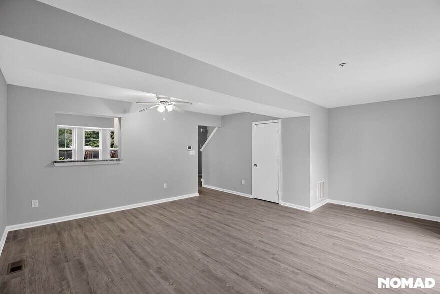 Building Photo - 12145 Sugar Mill Cir