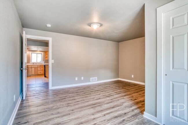 Building Photo - 1194 Co Rd 6