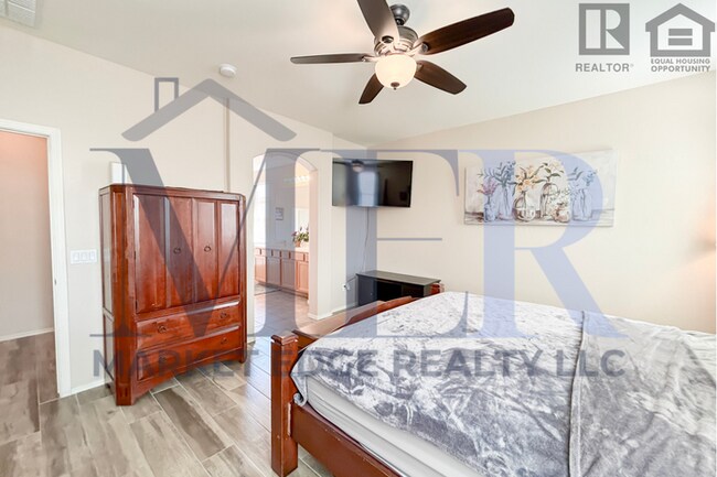 Building Photo - 4Bed/2Bath Furnished Home at Monroe/87th A...