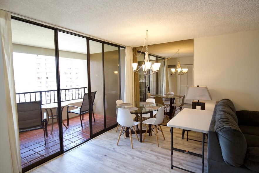 Building Photo - 1778 Ala Moana Blvd