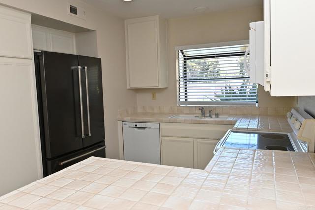 Building Photo - 3160 Arroyo Vista